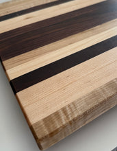 Load image into Gallery viewer, Curly Maple and Walnut Edge Grain Cutting Board