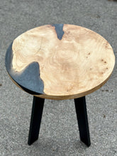 Load image into Gallery viewer, Smokey Maple & Epoxy End Table